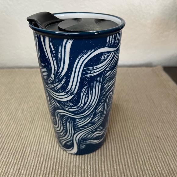 Starbucks - Picture 7 of 7